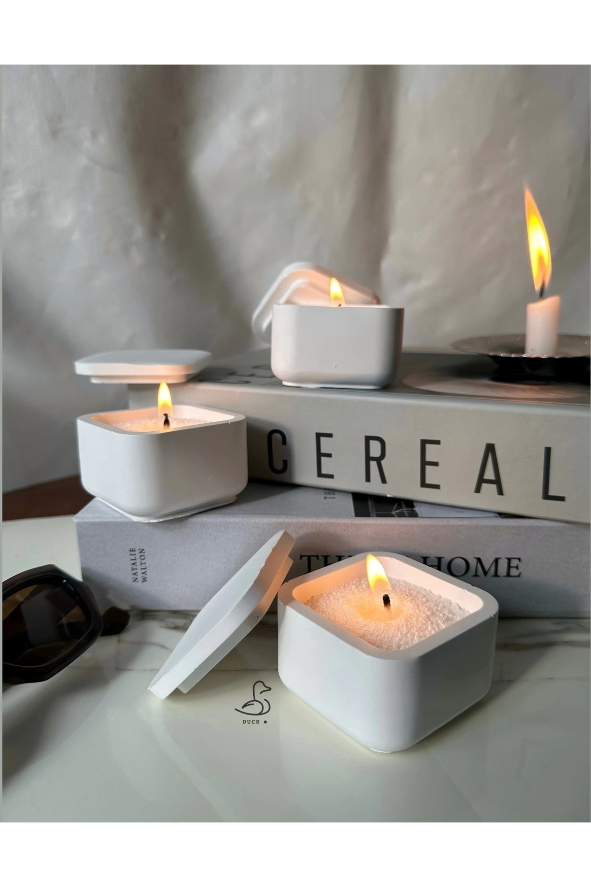 Küp görünümlü 3’lü İnci tozlu mumluk