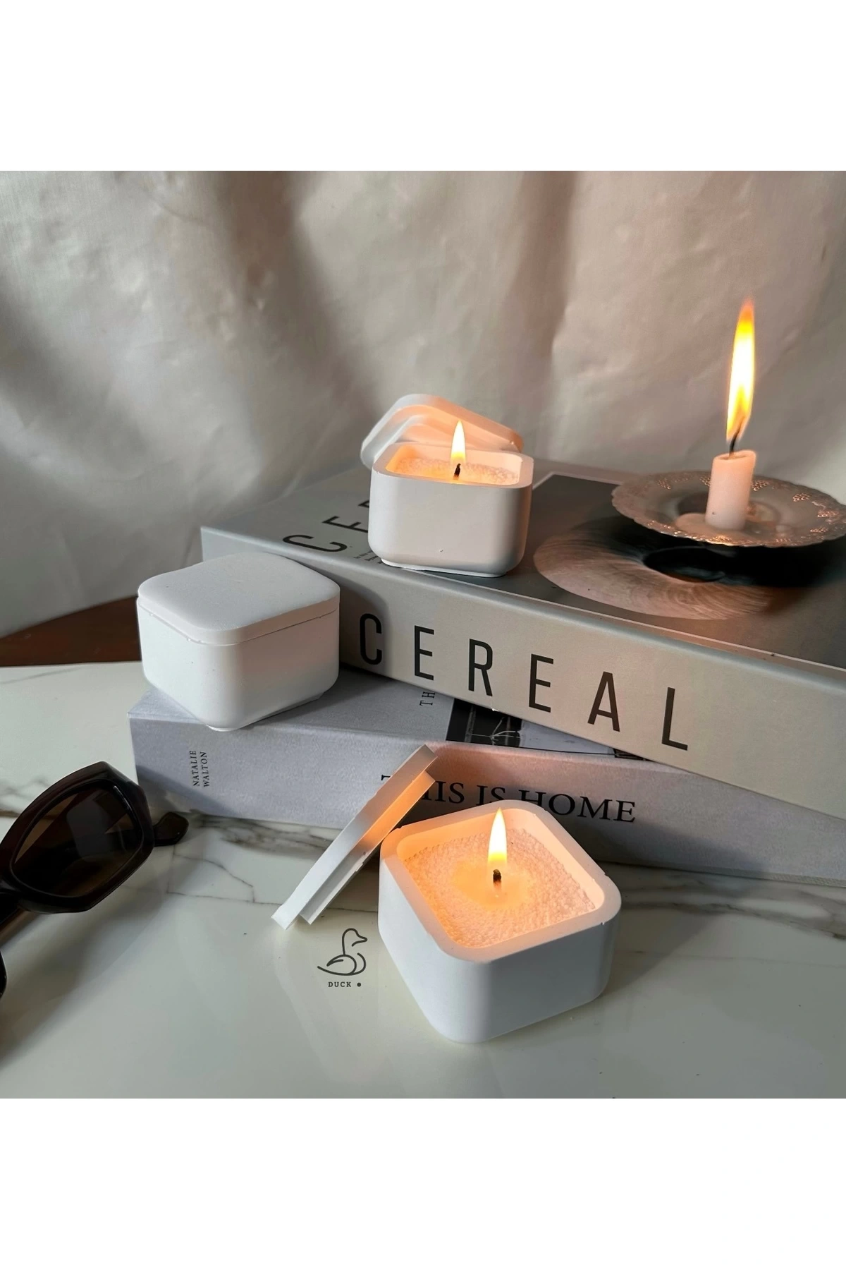 Küp görünümlü 3’lü İnci tozlu mumluk