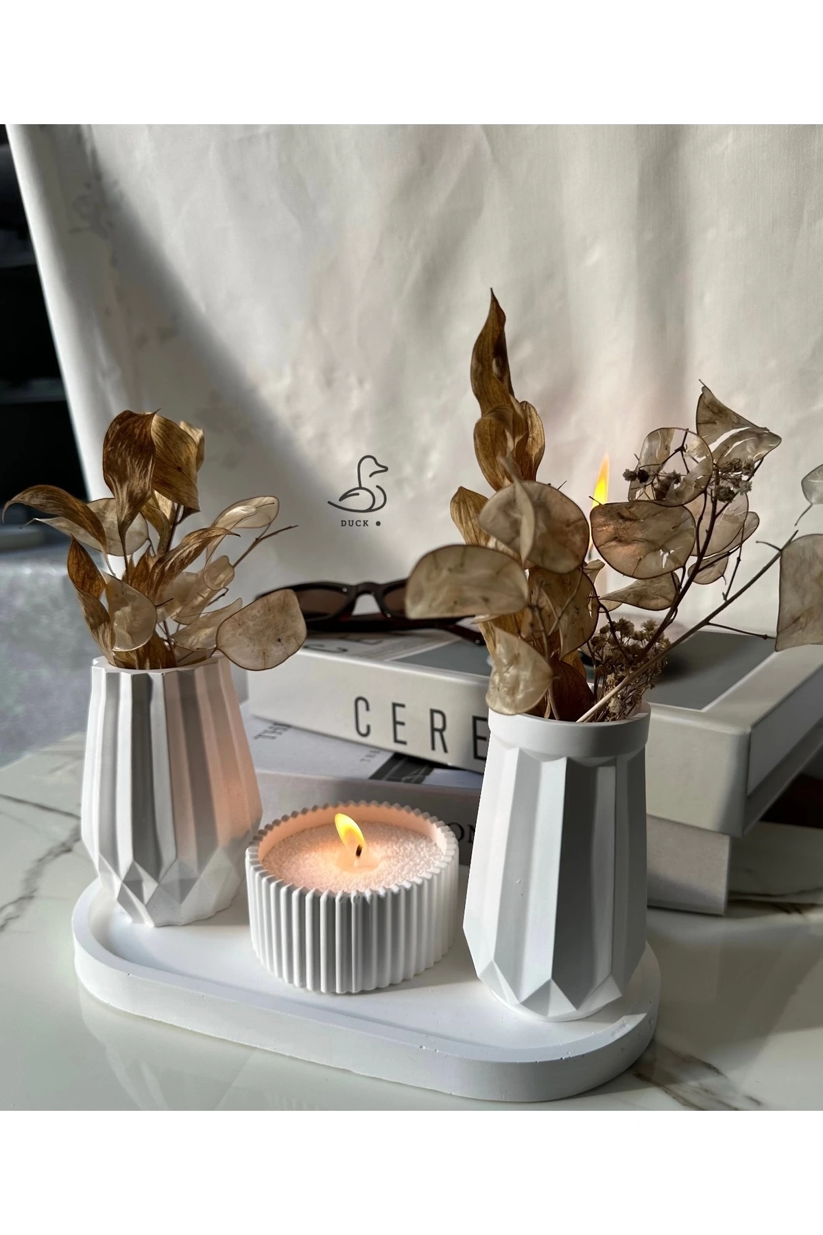 Geometrik desenli 2’li vazo ve inci tozlu mumluk set