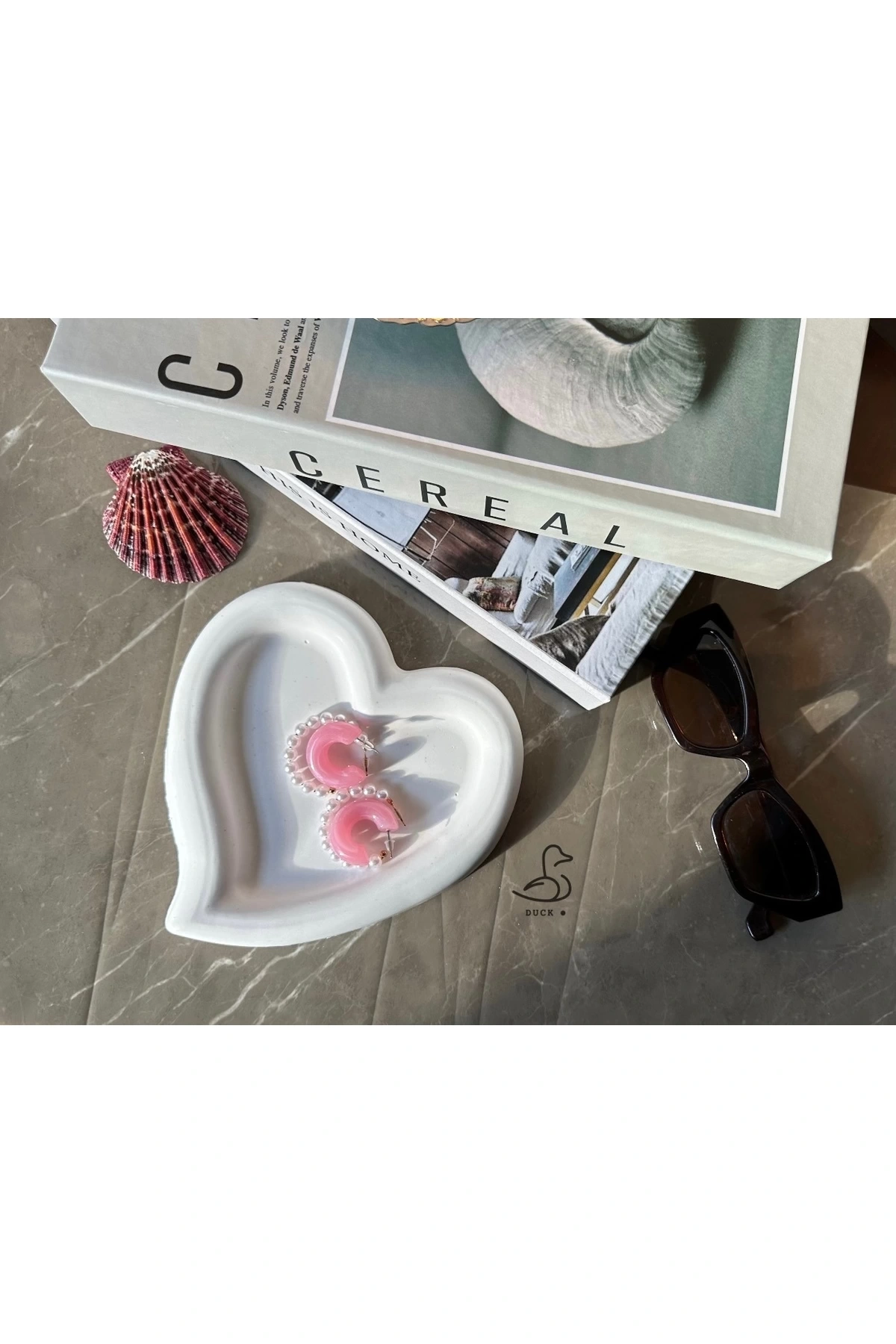 Kalp görünümlü dekoratif tabak