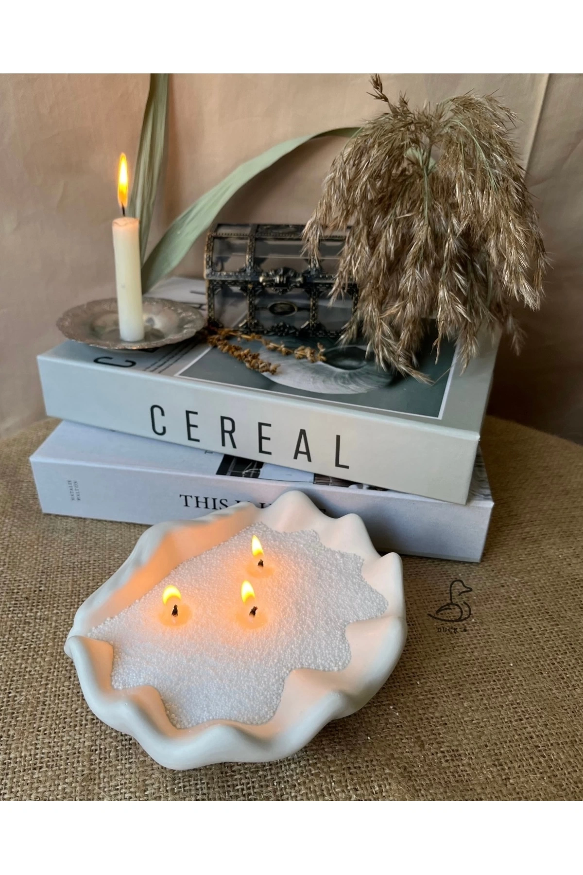 Deniz kabuğu şeklinde dekoratif tabak/mumluk (inci toz mum dahil 17-15 cm)