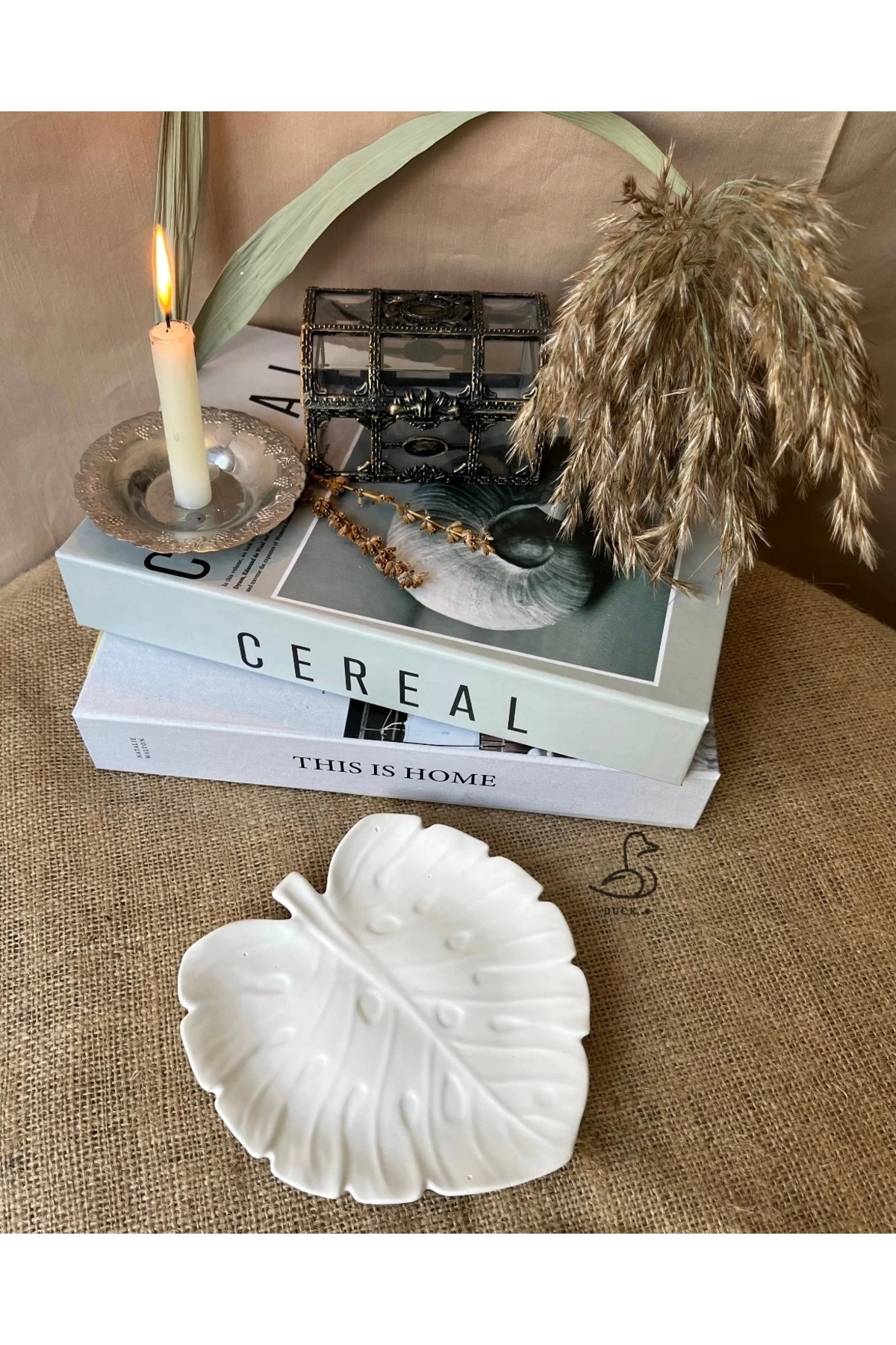 Yaprak şeklinde dekoratif tabak (16-16 cm)