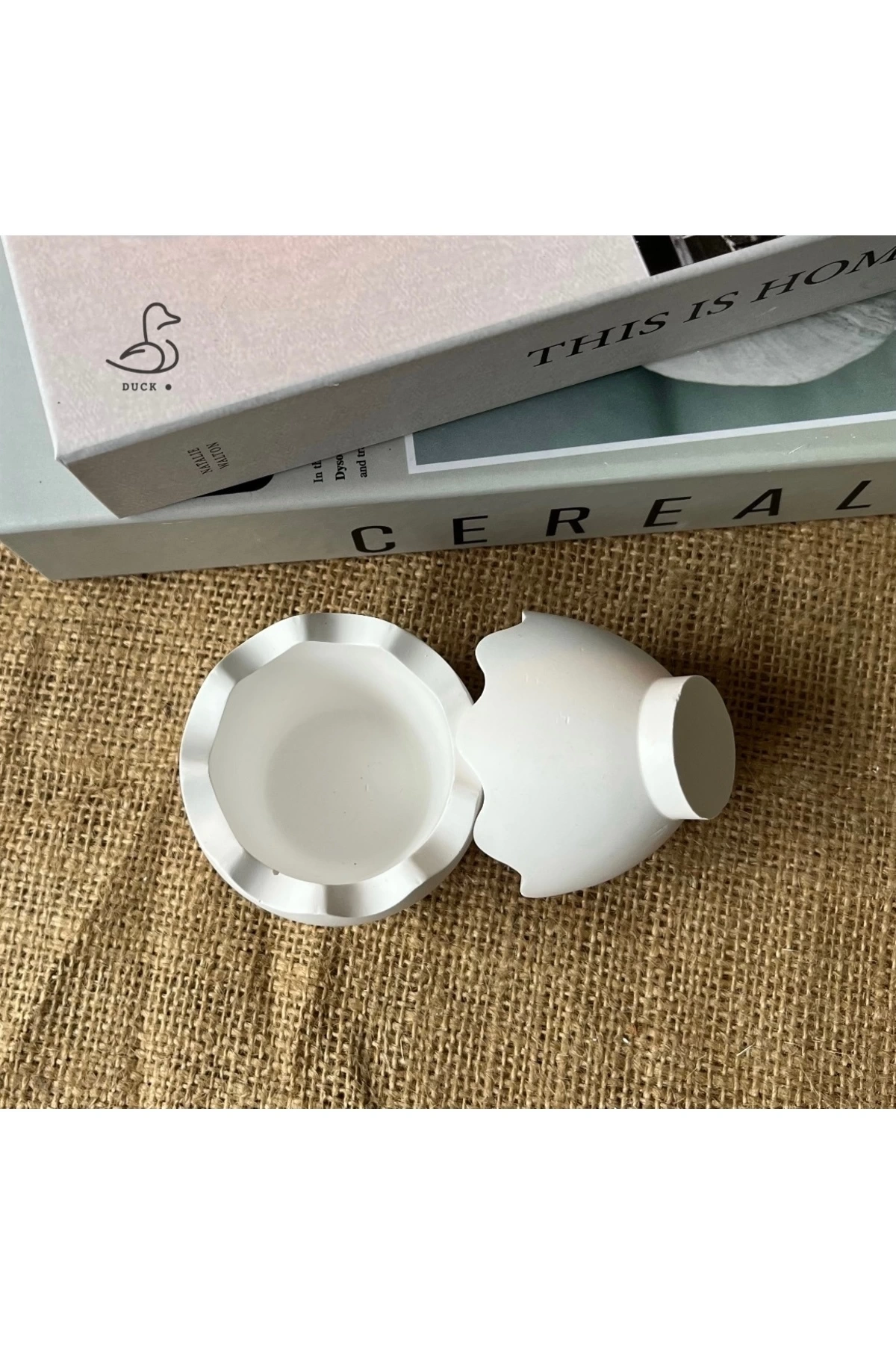 Kırık yumurta görünümlü dekoratif kutu (7-6) taş tozu