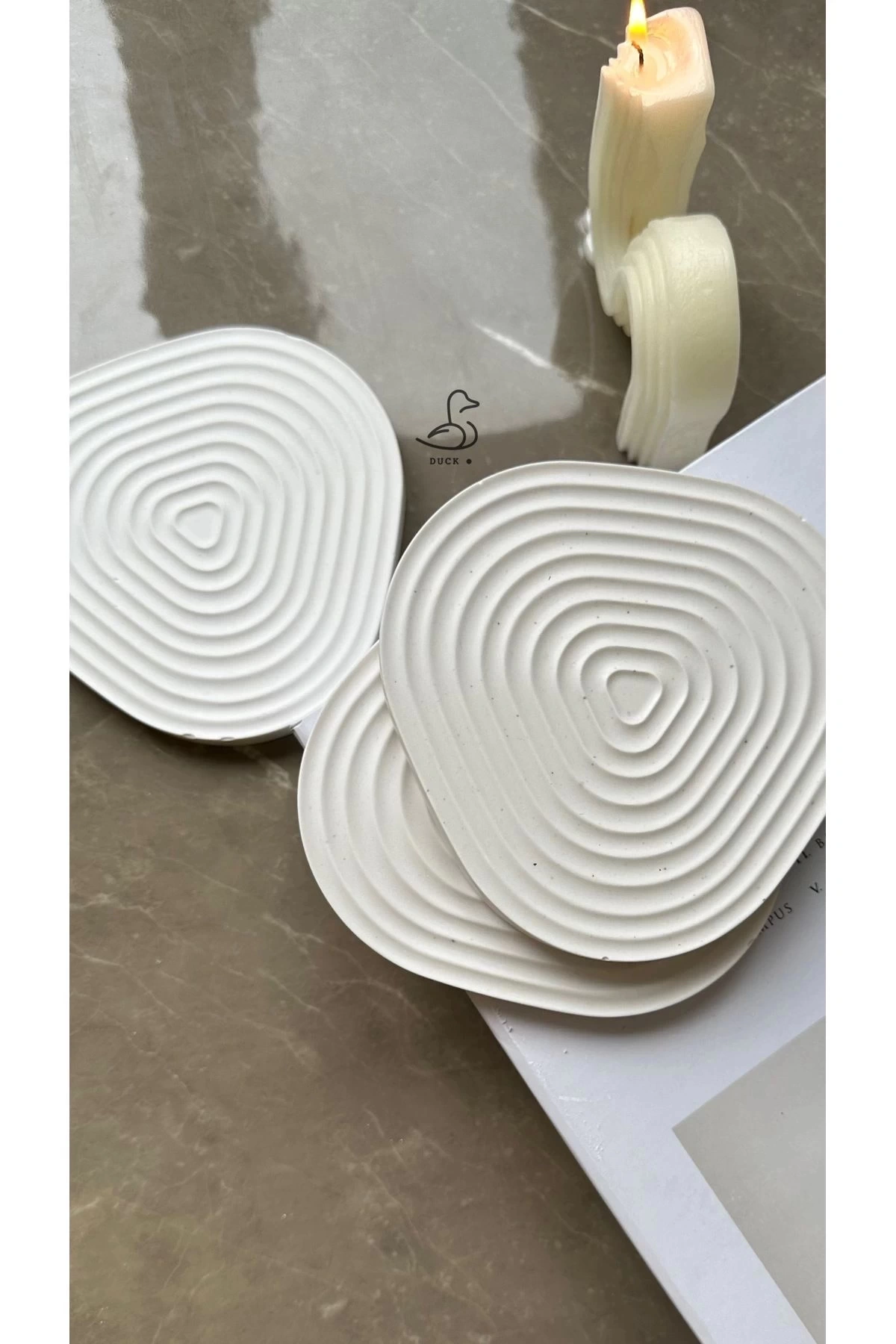 Çizgisel Dekoratif Obje