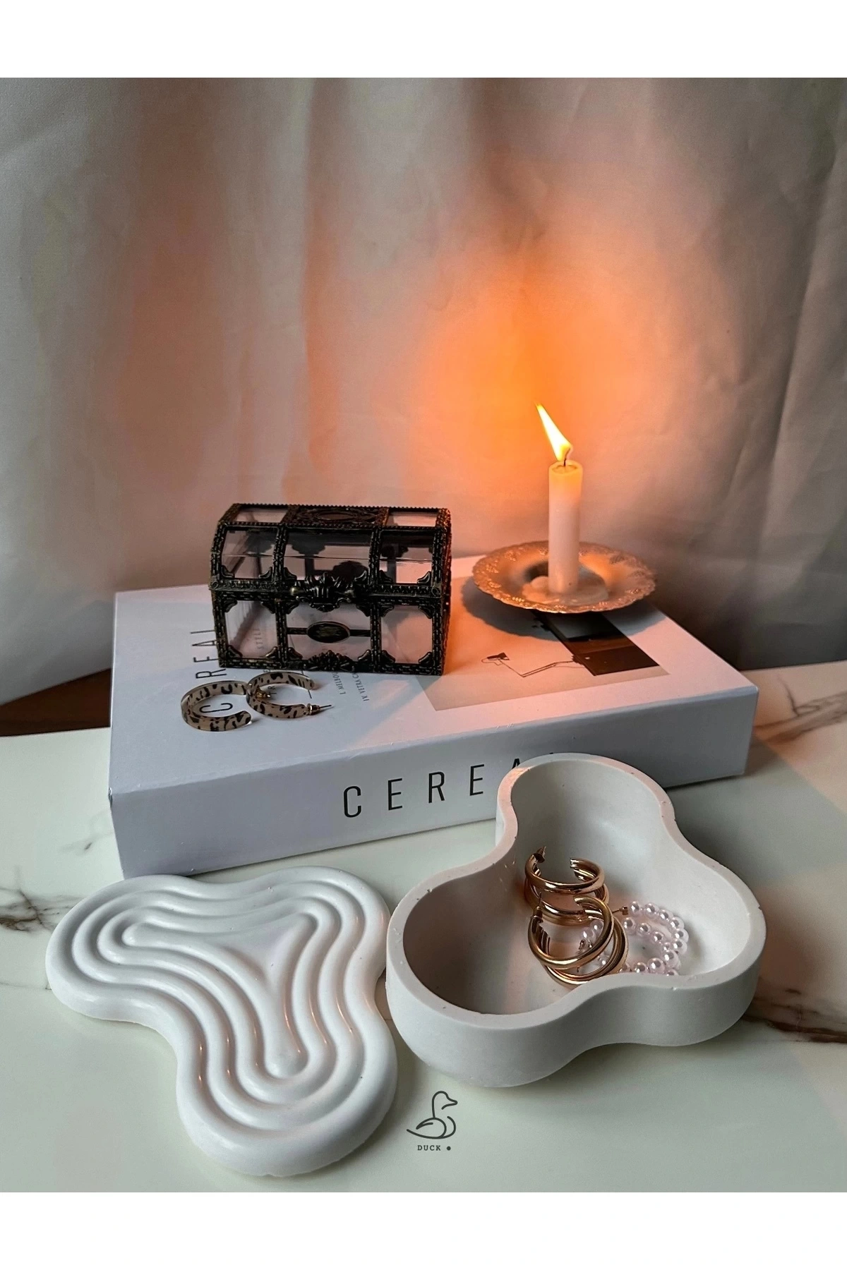 Çizgili Asimetrik Taş Tozu Dekoratif Kutu/Mumluk