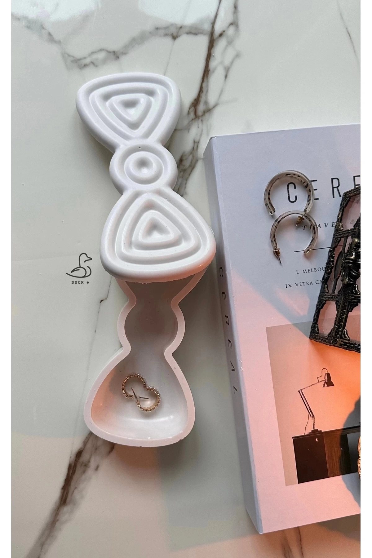 Fiyonk Görünümlü Dekoratif Tabak/Mumluk