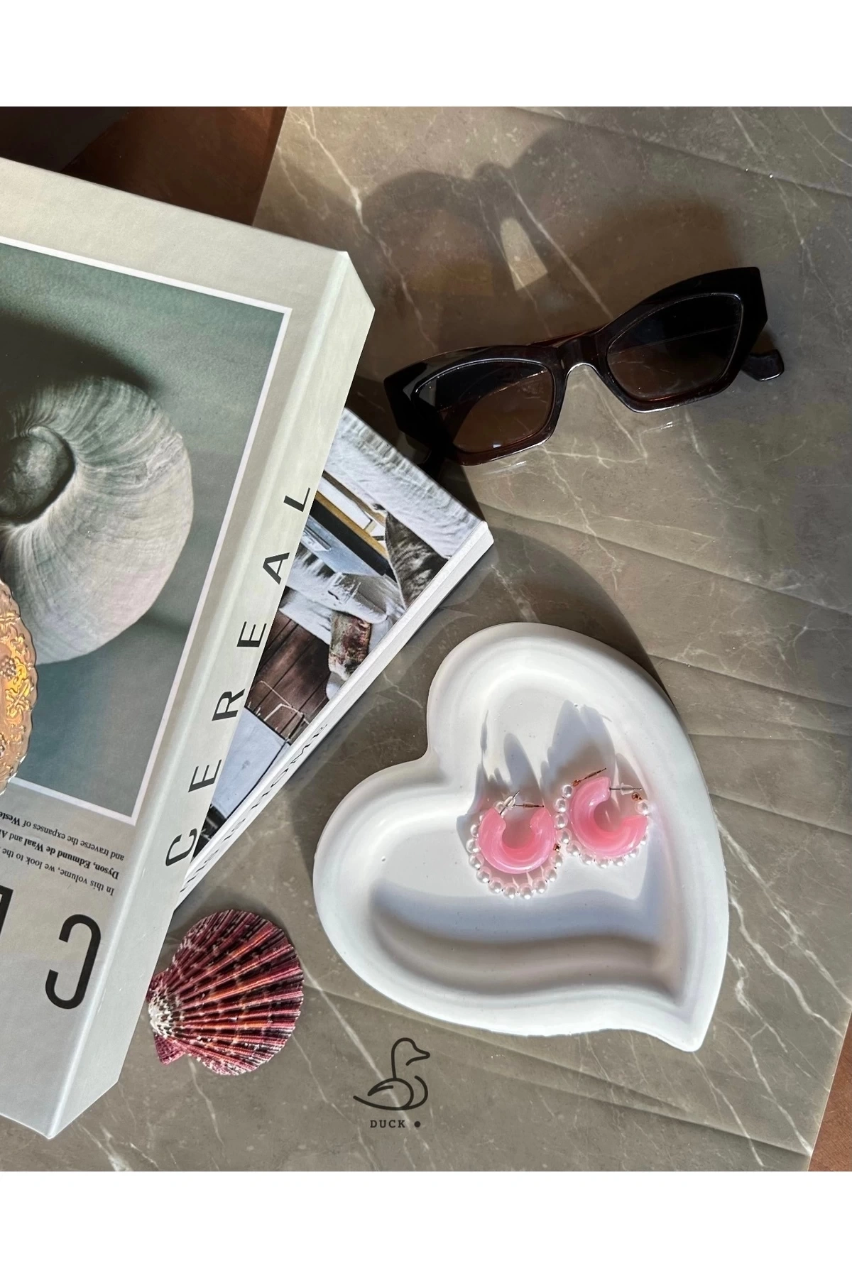 Kalp görünümlü dekoratif tabak