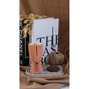 Soyut yüz figürlü mum orta boy sunum tabağı