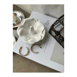 Gül görünümlü yüzük stand