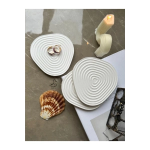 Çizgisel Dekoratif Obje