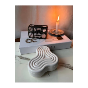 Çizgili Asimetrik Dekoratif Kutu/mumluk