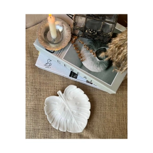 Yaprak şeklinde dekoratif tabak (16-16 cm)