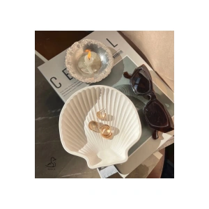 Büyük deniz kabuk şeklinde dekoratif tabak (15-15 cm)