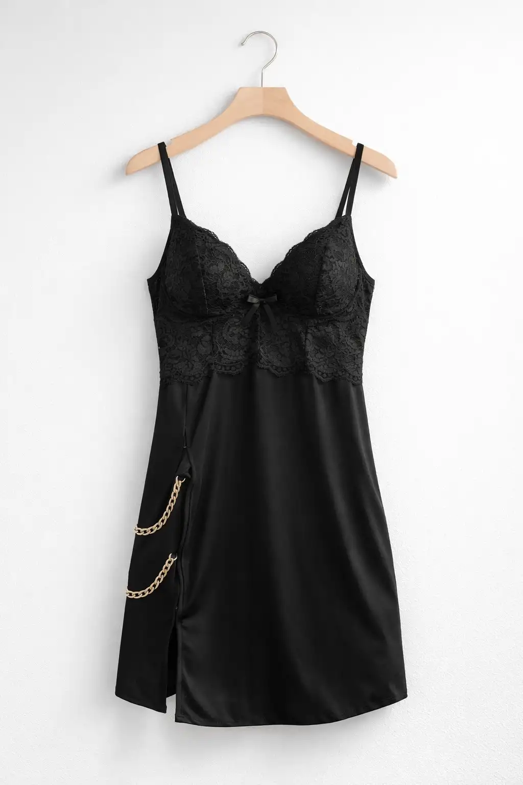 Zincirli Fantezi Gecelik