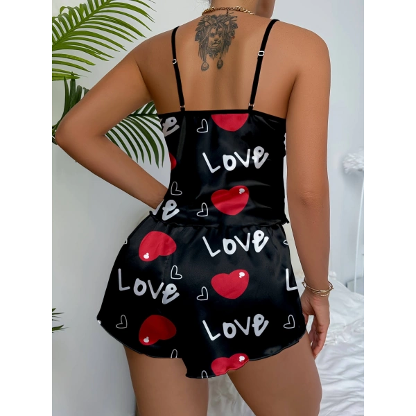 Aşk Temalı Kalp Desenli Siyah Saten Şortlu Gecelik Takım