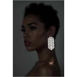 Beyaz Reflektörlü Modern Geometrik Küpe, Şık Lazer Kesim Küpe - APBJ015