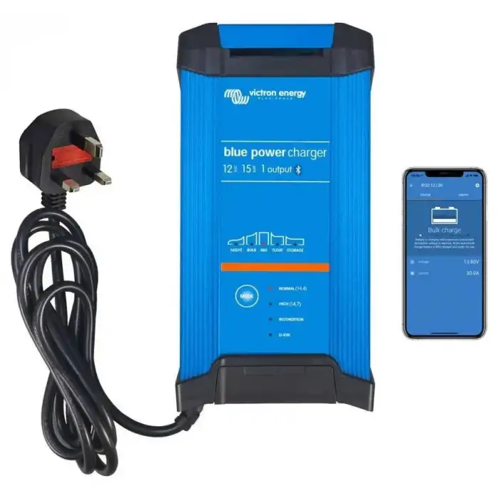 Victron Enerji Blue Smart IP22 Şarj Cihazı 12/15A - 3 Çıkışlı