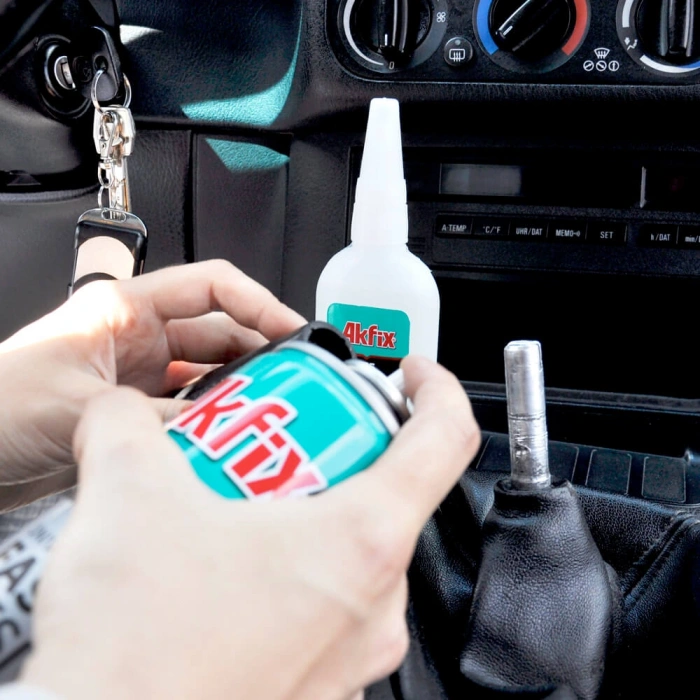 AKFİX Profesyonel Şok Hızlı Yapıştırıcı Kit 200ml + 50ml (Mdf Plastik Porselen Gibi Genel Amaçlı Yapıştırıcı+Aktivatör)