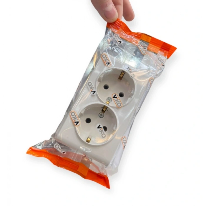 VİKO Vera Beyaz Sıva Üstü İkili Topraklı Priz 220v IP20