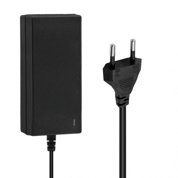 WEKO Dc 12.6v 3A Akü Şarj Adaptörü 5.5x2.5mm Jaklı + Maşa Kıskaçlı Masa Üstü Şarz Aleti 12 Volt 3 Amper