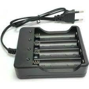 Dörtlü 4lü 18650 3.7V Li-On Pil Şarj Aleti Kablolu 220v
