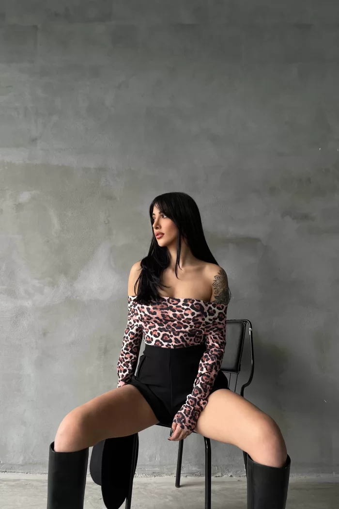 Kadın Leopar Çıtçıtlı Bodysuit 1017-2406