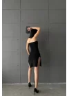 Kadın Siyah Yırtmaçlı Straplez Elbise 0956-2013