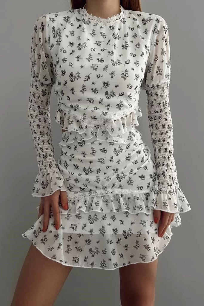 Kadın Beyaz Çiçek Desen Dekolteli Elbise 0990-2700