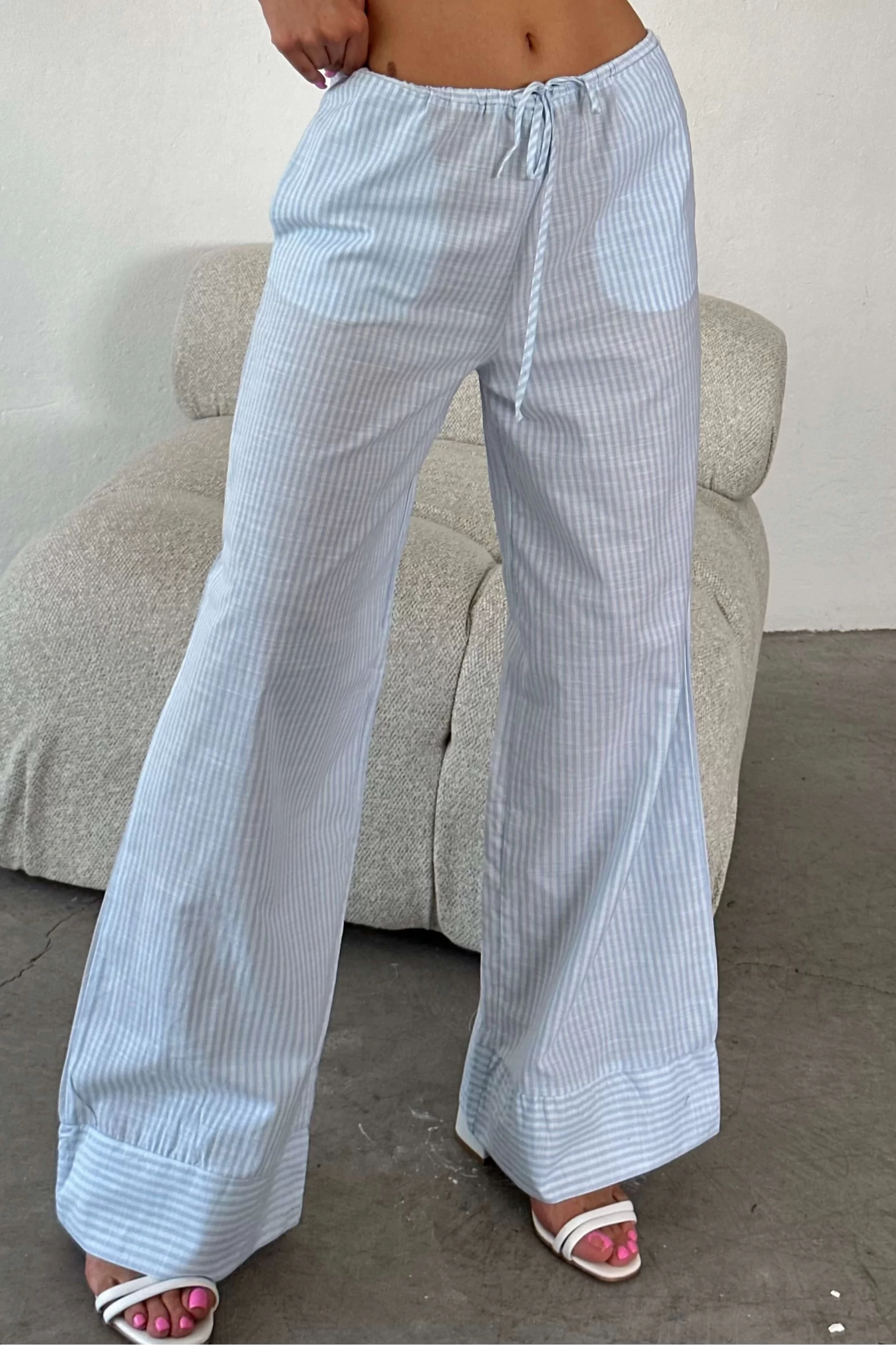 Kadın Mavi Lastikli Çizgili Oversize Pantolon 1017-0133
