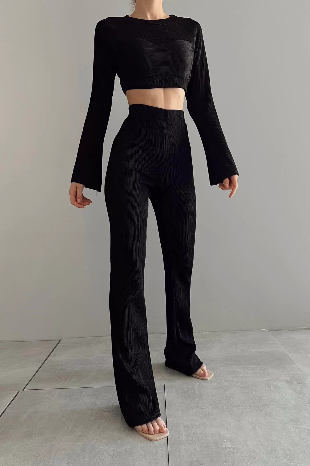 Kadın Siyah Oversize Crop Pantolon Takım 0990-2739