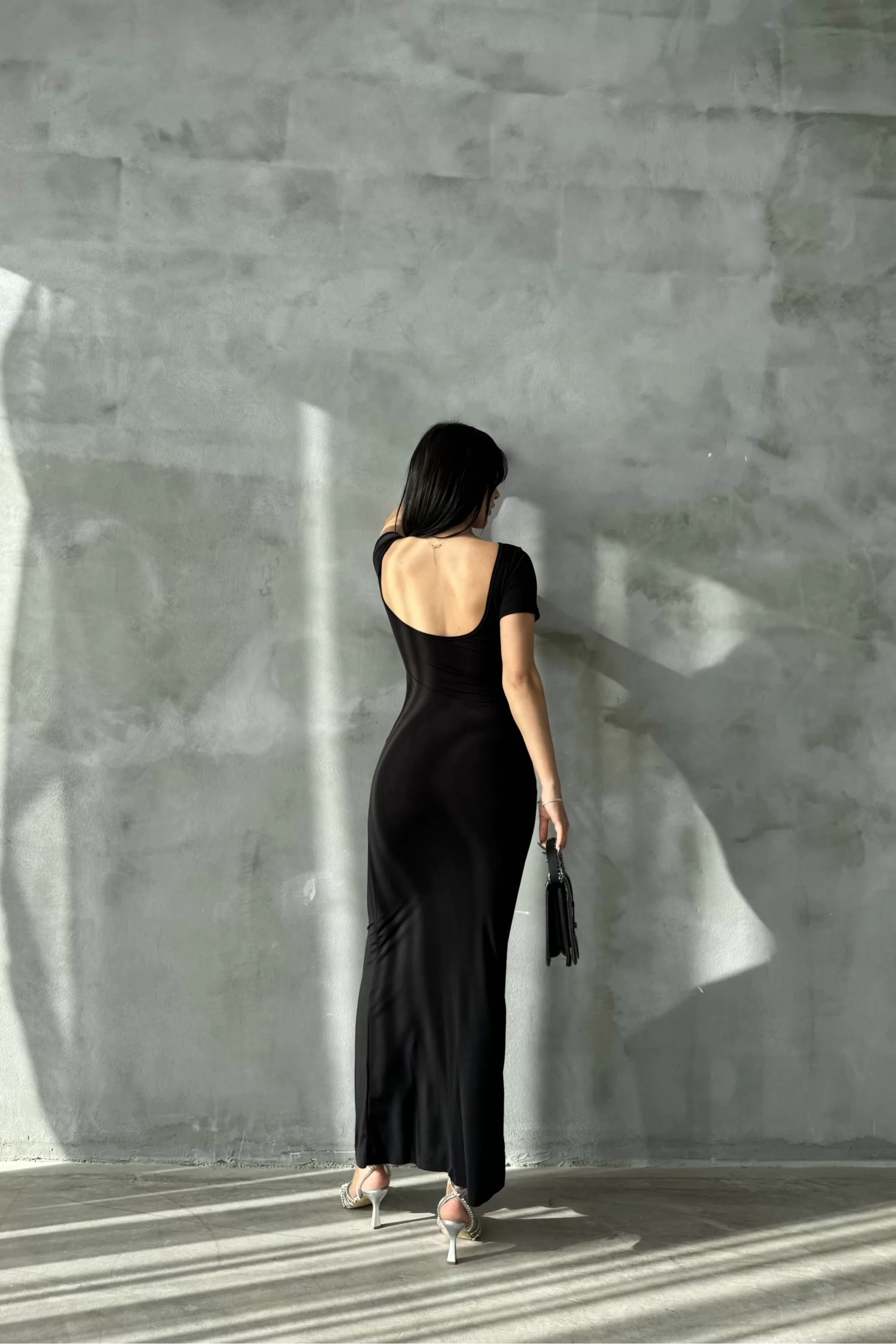 Kadın Siyah Sırt Dekolte Elbise 1018-0306