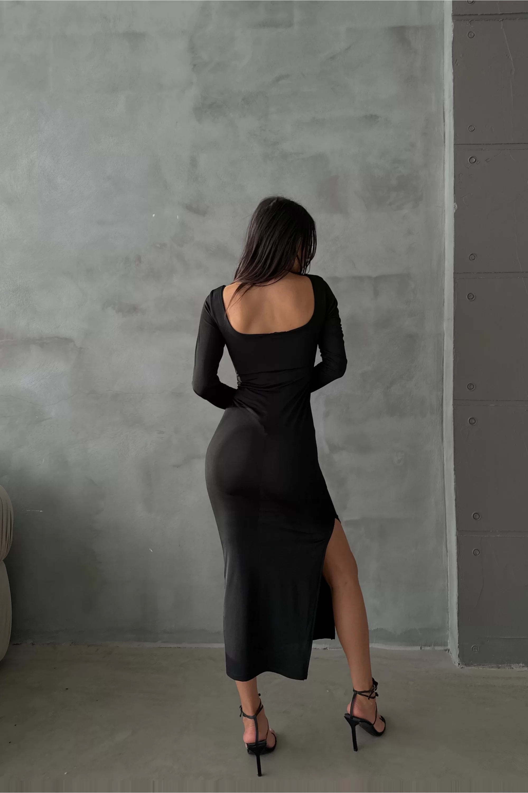 Kadın Siyah Yırtmaç Detay Uzun Elbise 1018-0250