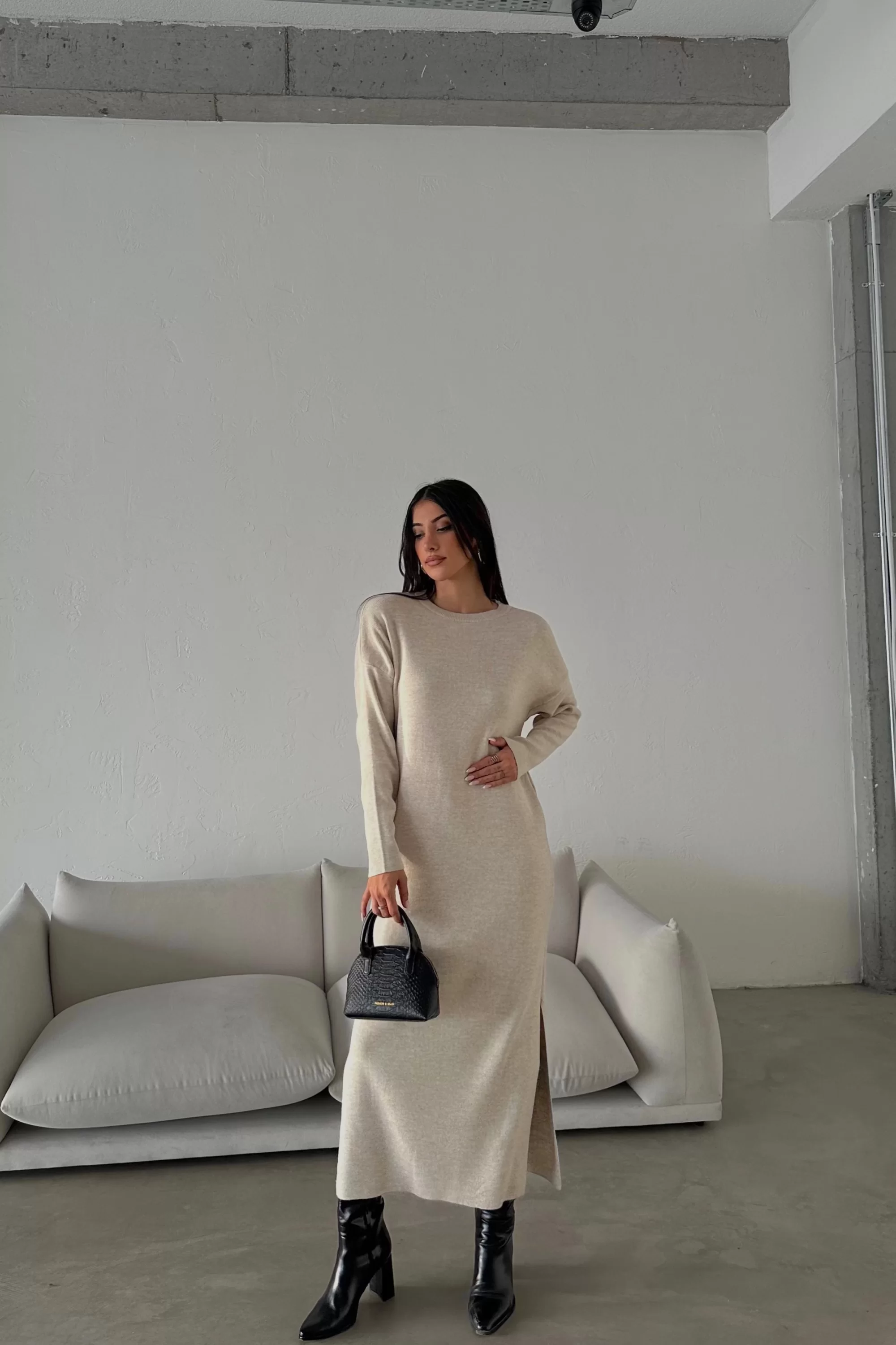 Kadın Tas Oversize Triko Elbise 1018-0113