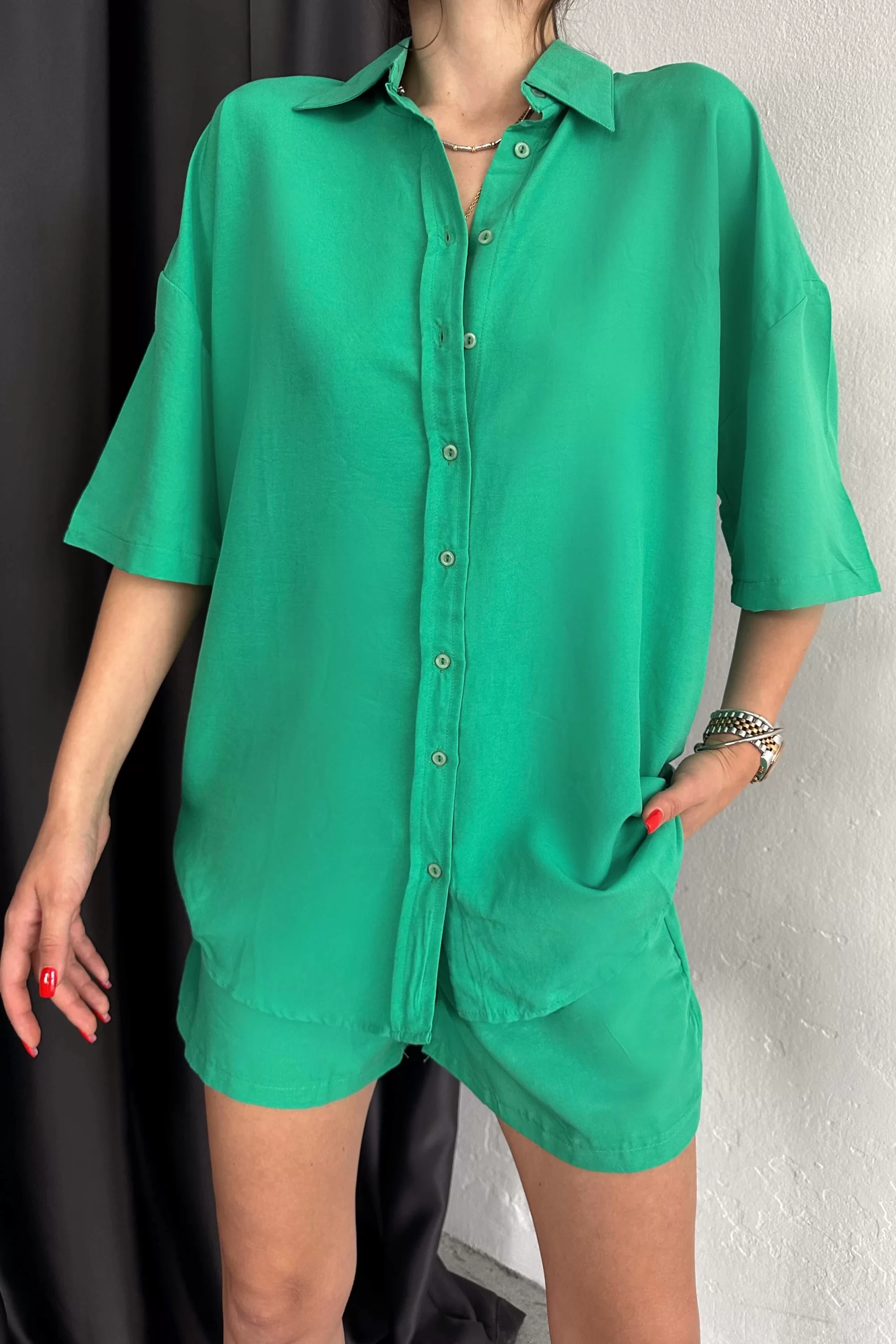 Kadın Yesil Gömlek Şort Takım 0999-41103