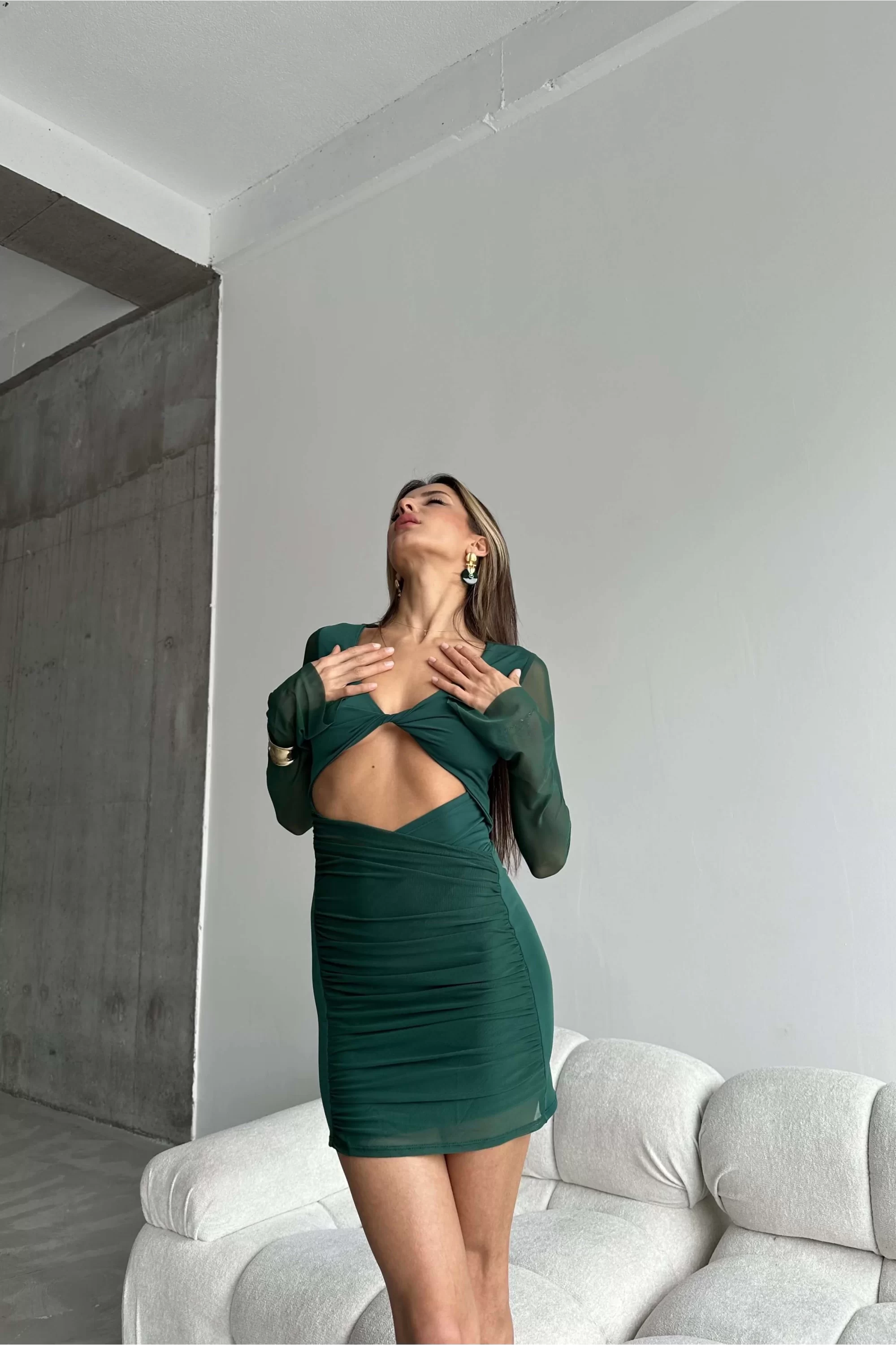 Kadın Yeşil Kol Tül Dekolte Detay Elbise 1026-221353