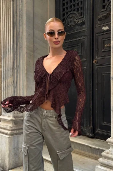 Kadın Kahve Dantel Bağlamalı Bluz 0600-0373