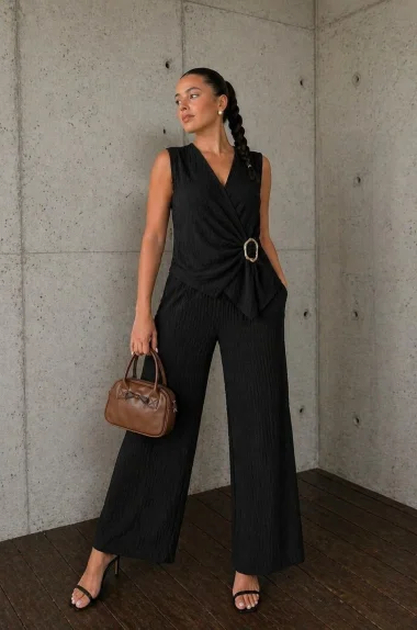 Kadın Siyah Aksesuarlı Bürümcük Bluz Pantolon Takım 2334