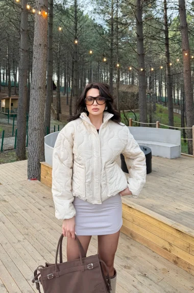 Kadın Beyaz Fermuarlı Cepli Mont 0445-26009