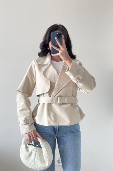 Kadın Ekru Kısa Trenç 1006-6061