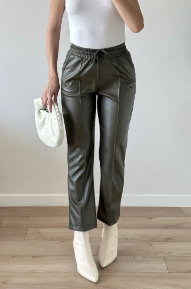 Kadın Haki Lastikli Çımalı Deri Pantolon 30322