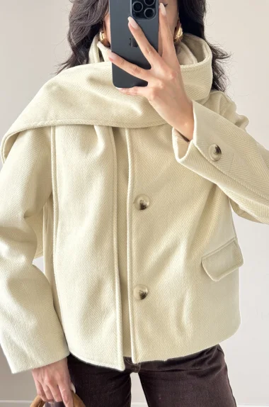 Kadın Bej Şallı Kaşe 0999-188509