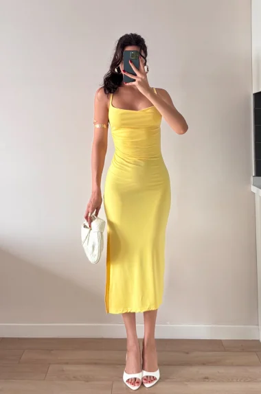 Kadın Sarı Askılı Yırtmaçlı Uzun Elbise 1009-1034