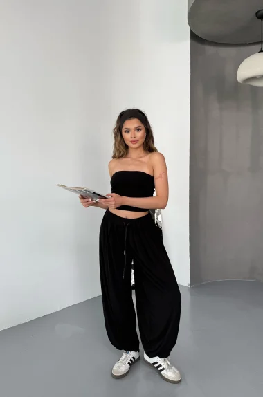 Kadın Siyah Bağcıklı Geniş Paça Pantolon 1018-E001