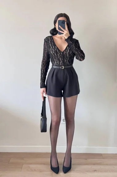 Kadın Siyah Dantel Garnili Şortlu Tulum 1041-2734