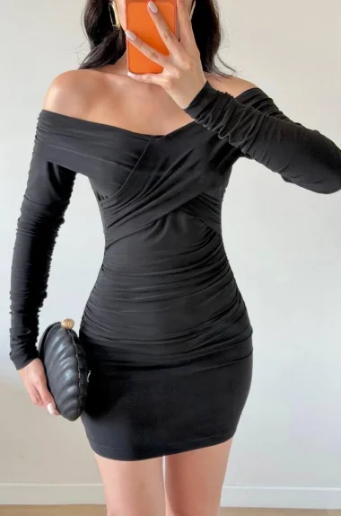 Kadın Siyah Göğüs Çapraz Büzgülü Elbise 1041-2732