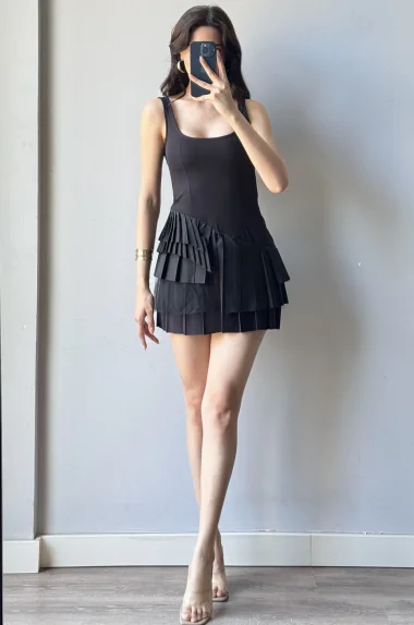 Kadın Siyah Pliseli Şort Elbise 1041-2332