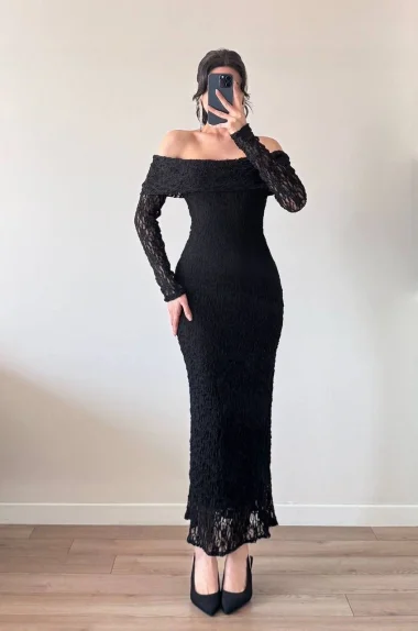 Kadın Siyah Straplez Yaka Dantelli Elbise 1041-2733