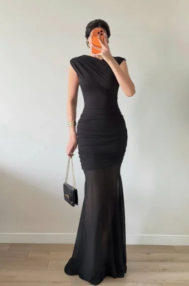 Kadın Siyah Yan Drapeli Transparan Etekli Elbise 1041-2636