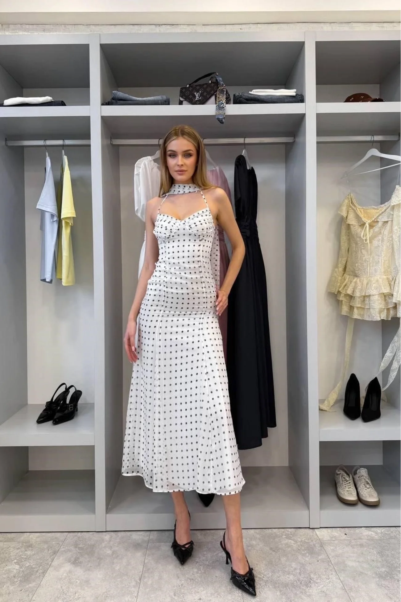 Kadın Beyaz Şal Detaylı Puantiyeli Elbise 1041-2777