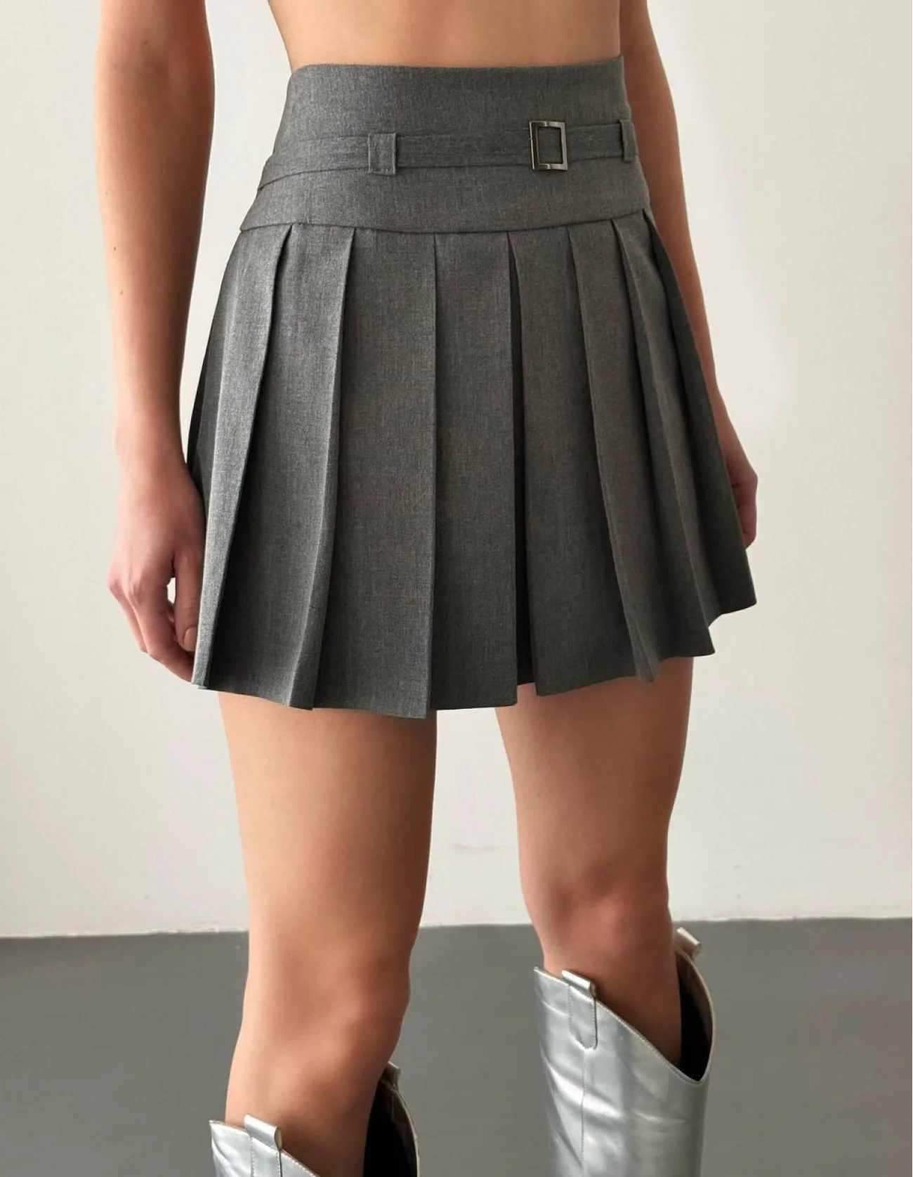 Kadın Gri Pliseli Şort Etek 0992-7857